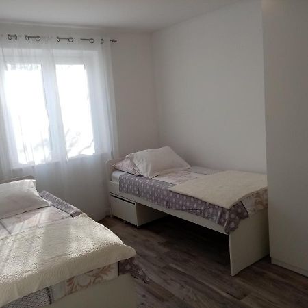 Appartement Dvosobni Apartman Luka à Mlini Extérieur photo