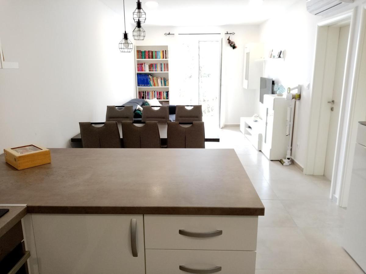 Appartement Dvosobni Apartman Luka à Mlini Extérieur photo