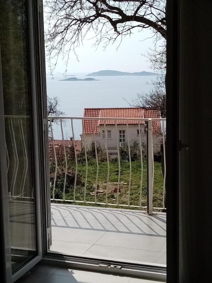 Appartement Dvosobni Apartman Luka à Mlini Extérieur photo