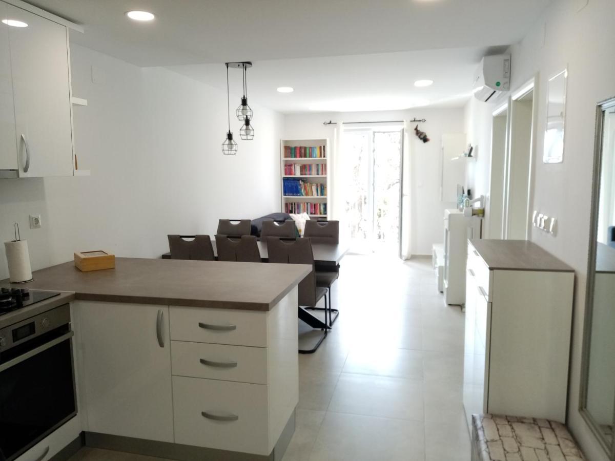 Appartement Dvosobni Apartman Luka à Mlini Extérieur photo